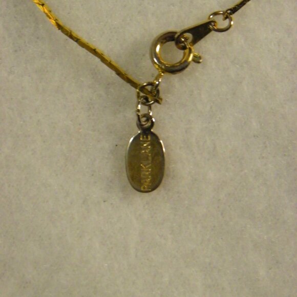 Vintage Park Lane Black and Gold Tone Beads. .Signed on tag. - Picture 8 of 8